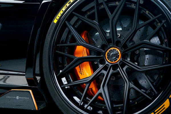 Guide d'importation : facilitez l'arrivée de votre voiture de luxe